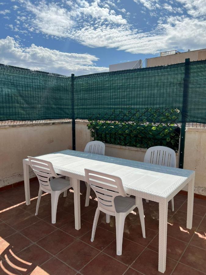 Atico Duplex Con Vista Mar Y Terraza Privada A 200M De La Playa Hasta 6 Personas Apartment Garrucha Luaran gambar