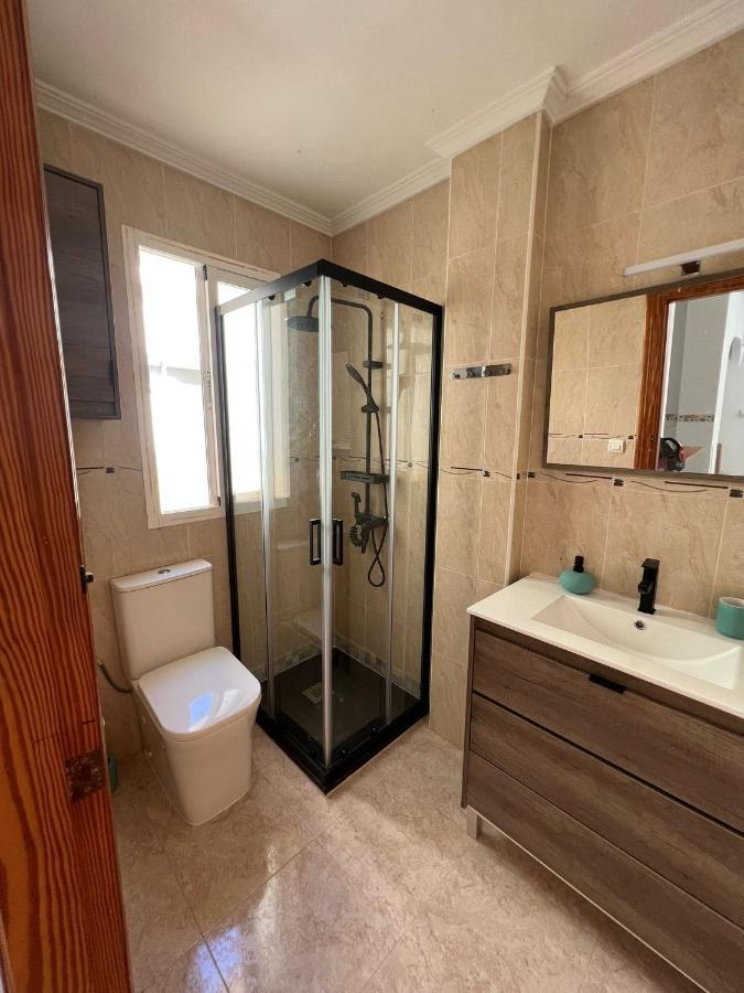 Atico Duplex Con Vista Mar Y Terraza Privada A 200M De La Playa Hasta 6 Personas Apartment Garrucha Luaran gambar
