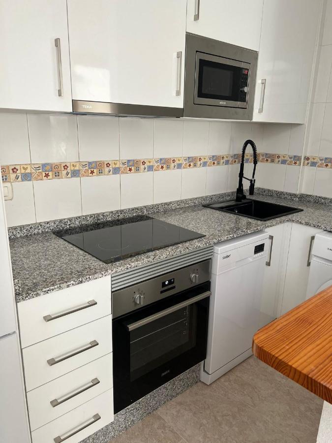 Atico Duplex Con Vista Mar Y Terraza Privada A 200M De La Playa Hasta 6 Personas Apartment Garrucha Luaran gambar